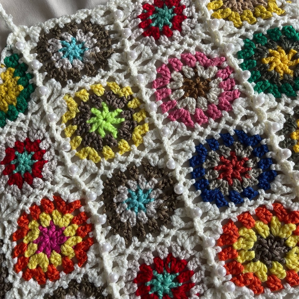 Open Back Crochet Top - Picture 4 of 4